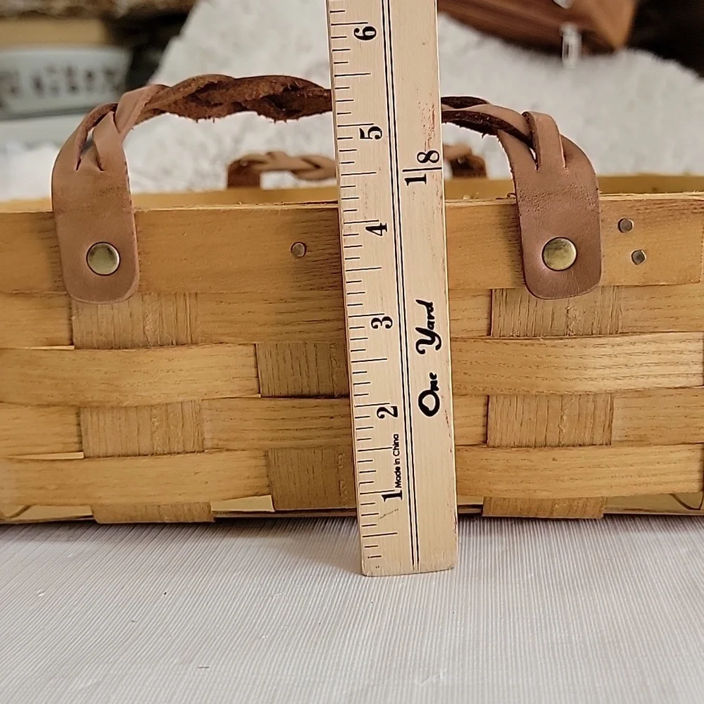 Vintage Peterboro Basket Co. Divided Picnic Charcuterie Organizer